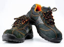 safety shoes for worker